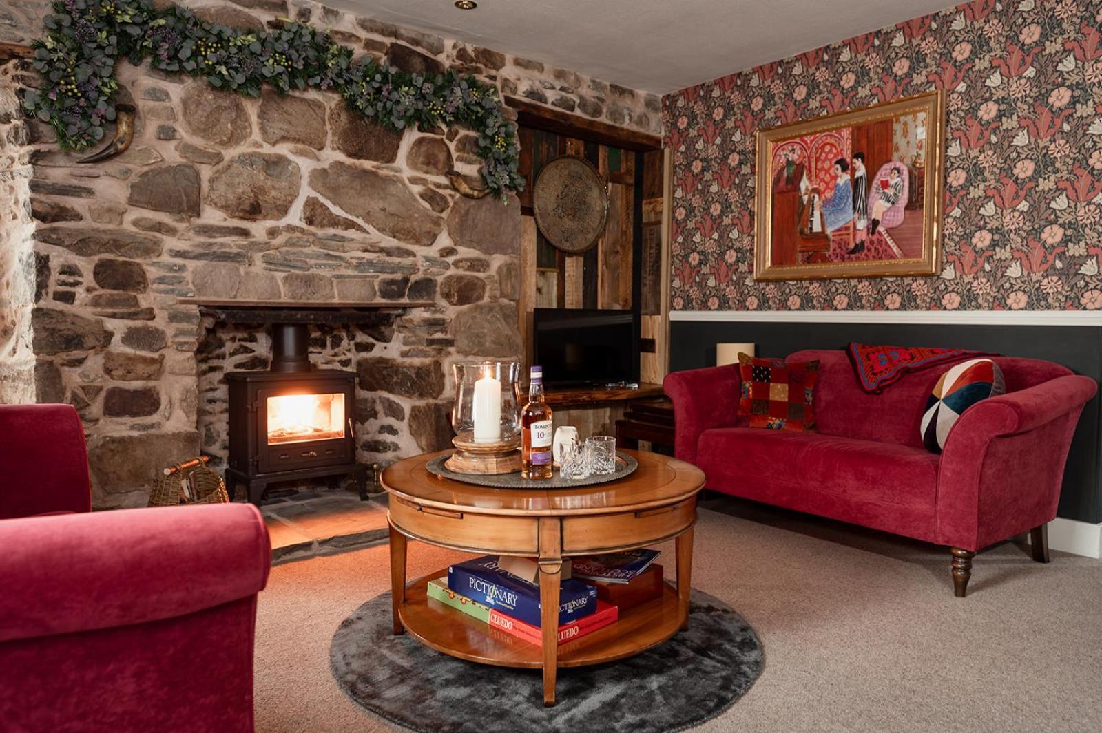 Luxury 3 Bedroom - Sleeps 6 *