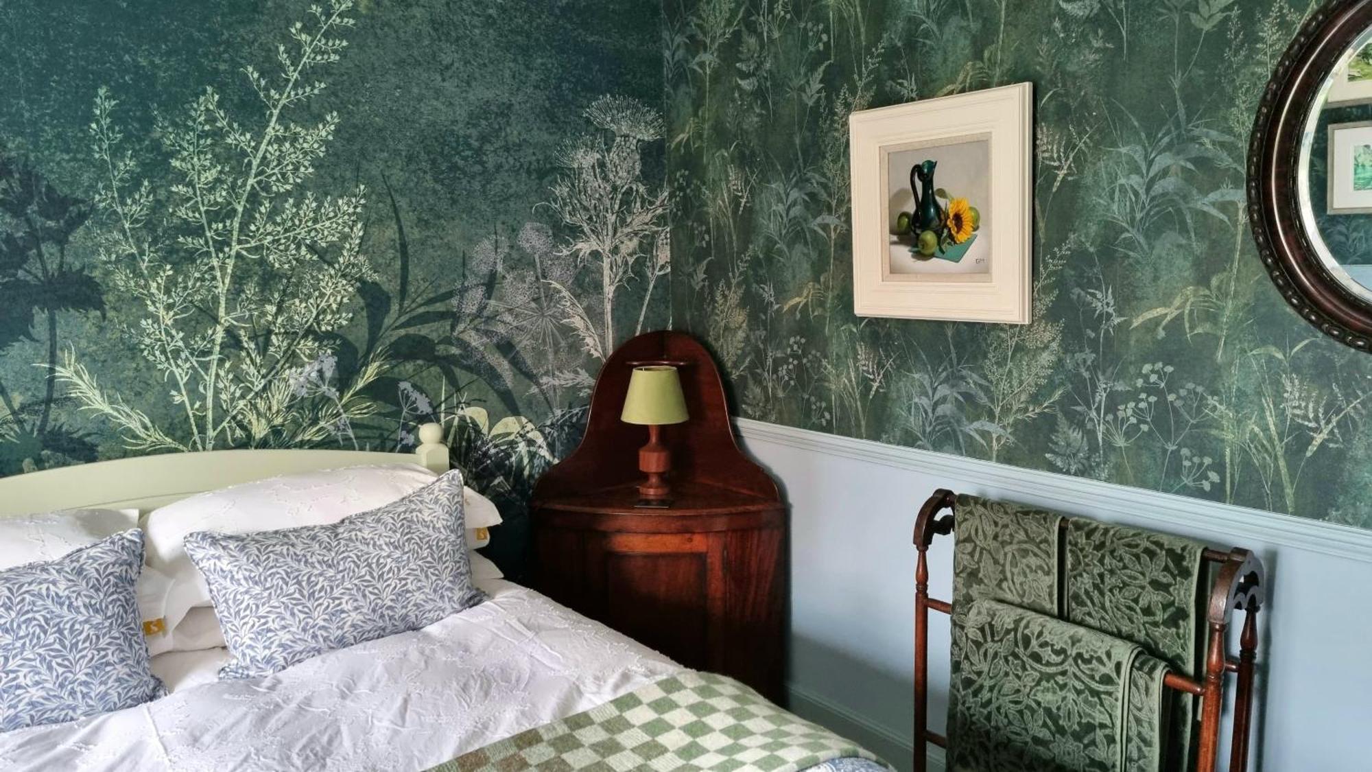 Luxury 3 Bedroom - Sleeps 6 Apartment Tomintoul